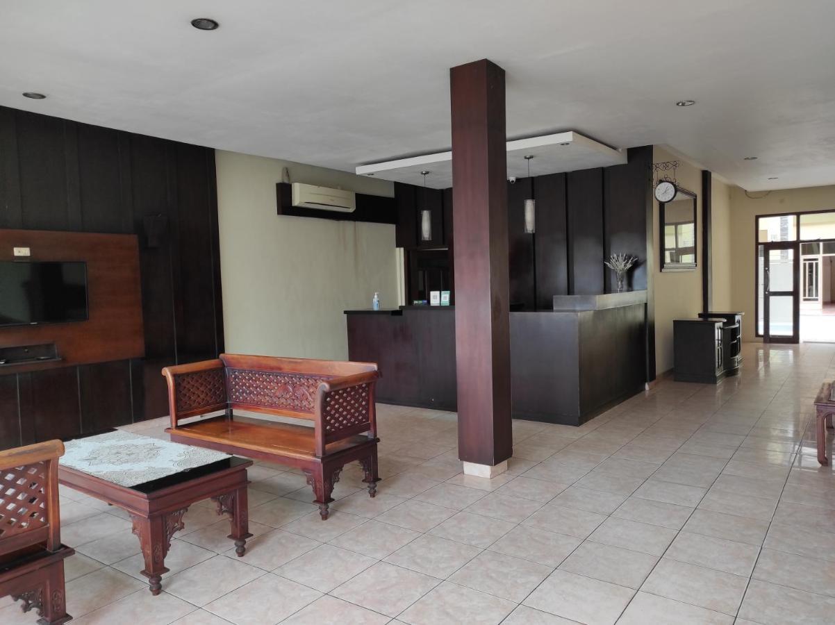 Hotel Randik Sekayu Exterior foto